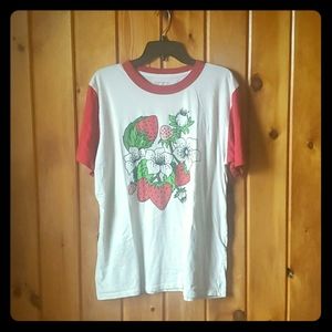 Big bud press XL t shirt  strawberry plant desing